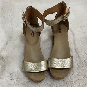 UGG Zoe II Metallic Wedge